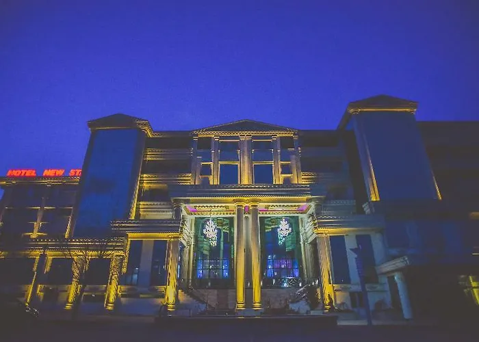 New Star فندق سكوبجي